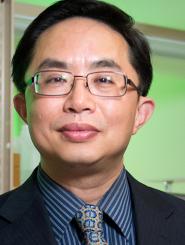 portrait of Shengli Fu